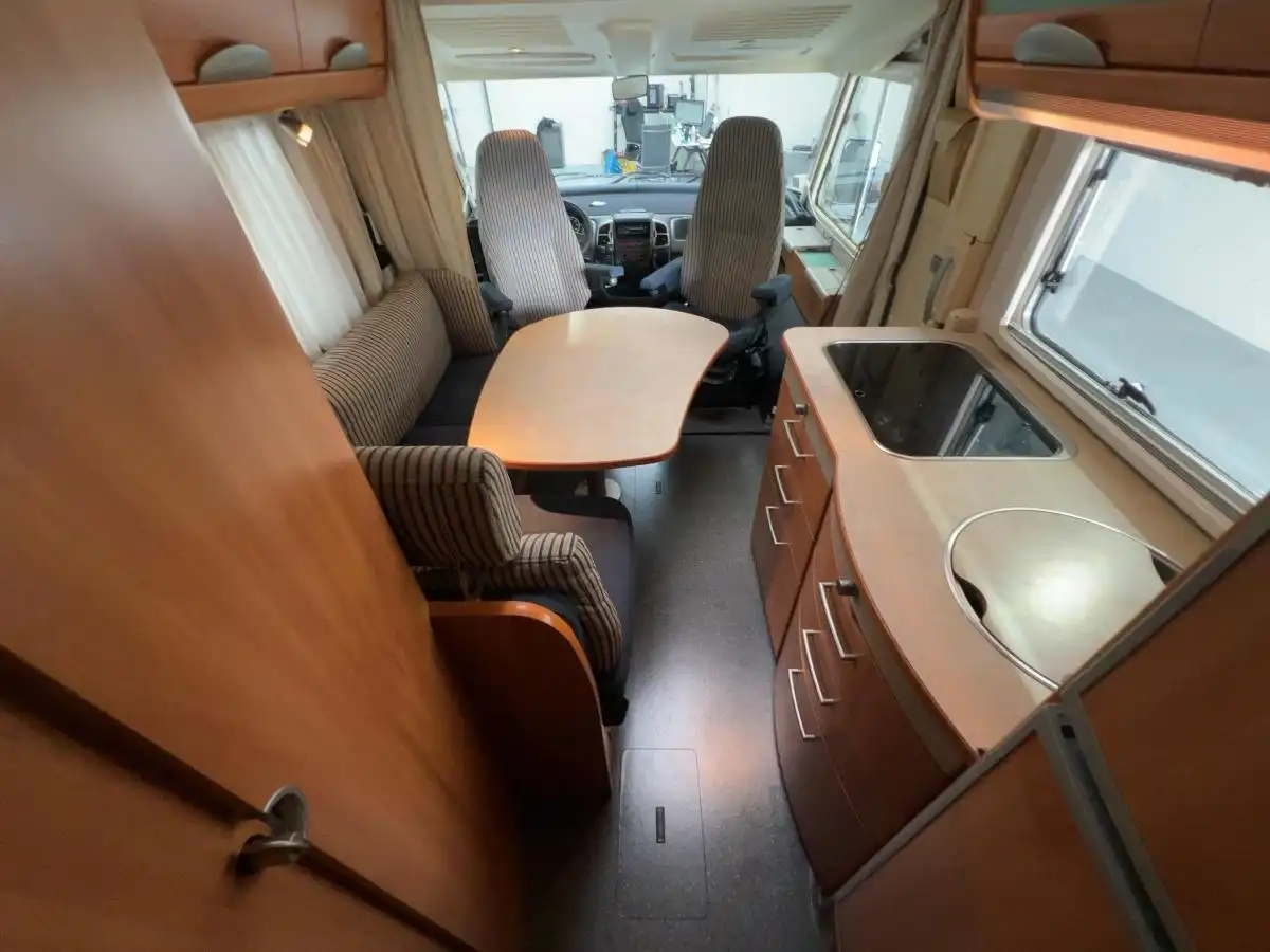 HYMER-ERIBA B 524 - Ansicht 9